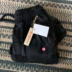 Brand New Camo Feejays